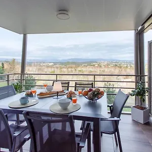 A7- 2 Bdr Sea & Mountain View - Ac, Parking, Pool & Terrace Antibes