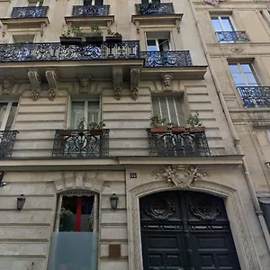 *blanche Pigalle* - Calme Centre Appartement