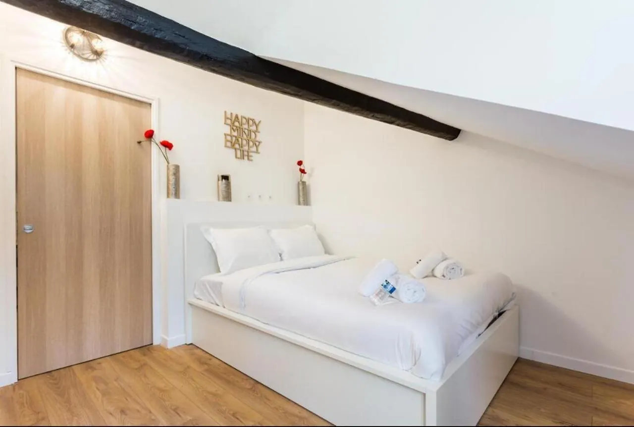 Home Suite Home Grands Boulevards - 51 - Parigi 0*,